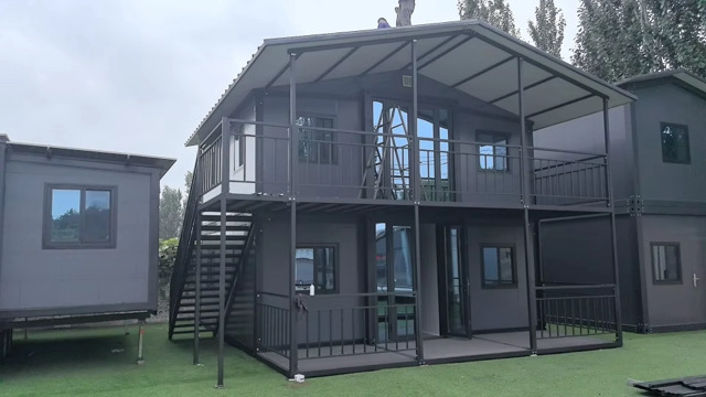 Maison Depliable sur 2 Etages